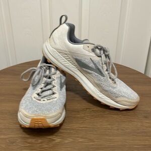 Brooks Cascadia Trail Running Shoes